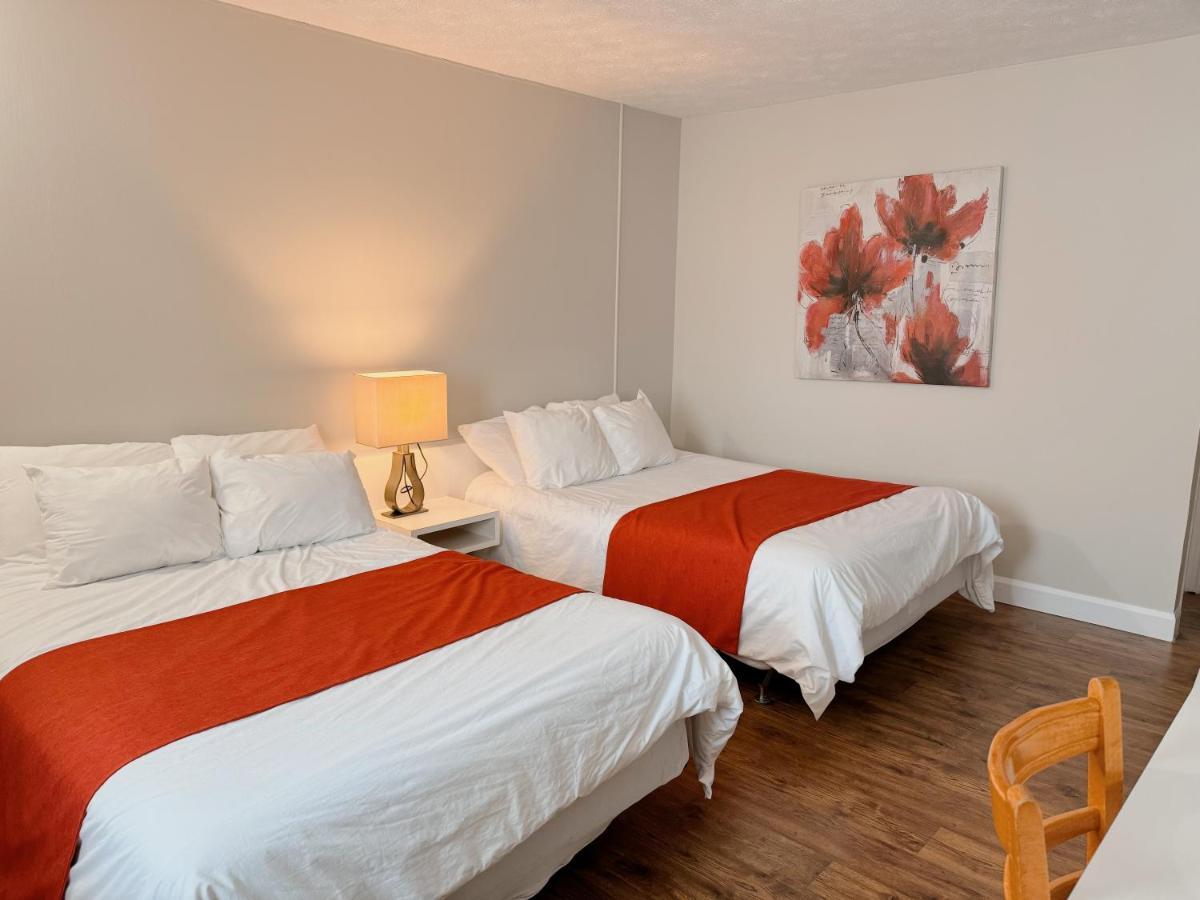 Auberge Le Parasol Saguenay Exterior foto